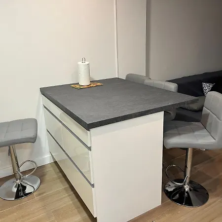 Center شقة خيخون